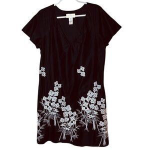 NA XXXX  ???? Black White Floral Embroidered